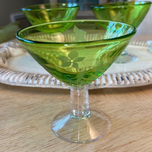 Tropic-Green by Michael Weems Margarita/Sherbert Glasses (3) - Picture 7 of 10